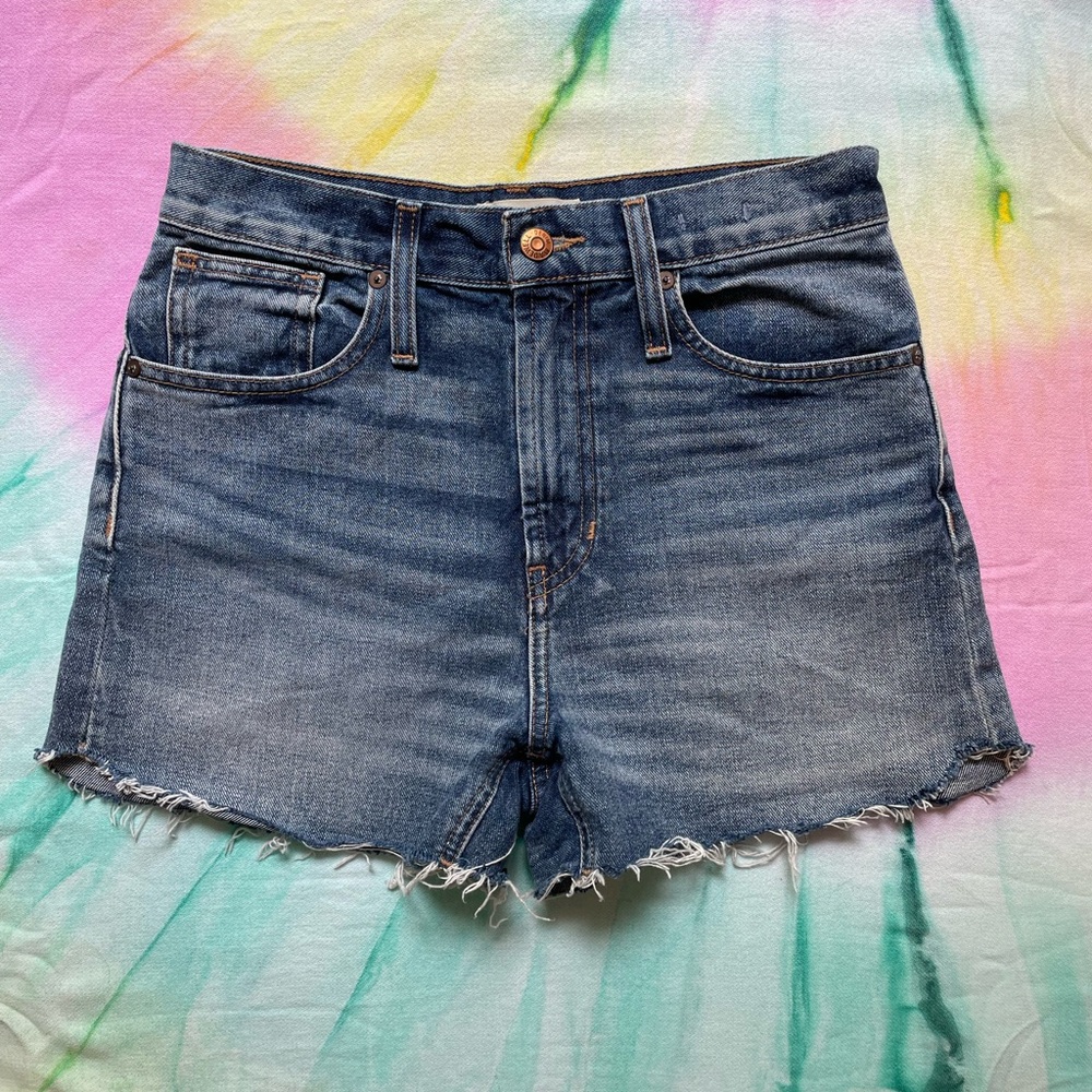 Madewell Perfect Jean Short in Swanset Wash | Size 25